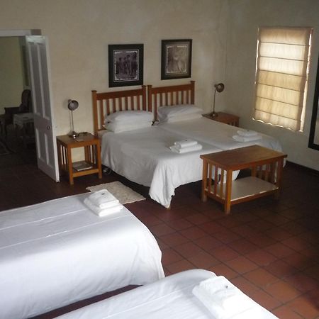 Wilgewandel Holiday Farm & Day Restaurant Oudtshoorn Rum bild