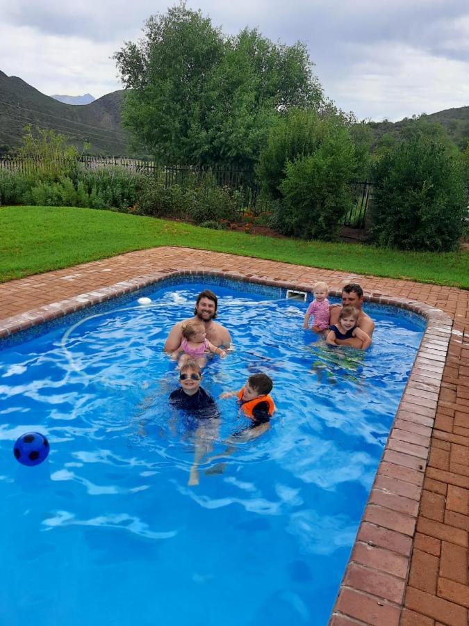 Wilgewandel Holiday Farm & Day Restaurant Oudtshoorn Exteriör bild