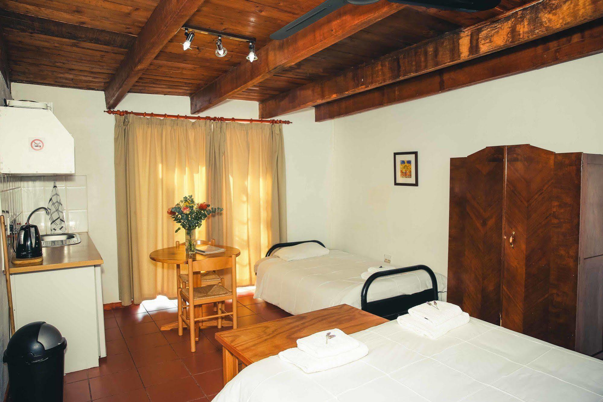 Wilgewandel Holiday Farm & Day Restaurant Oudtshoorn Exteriör bild